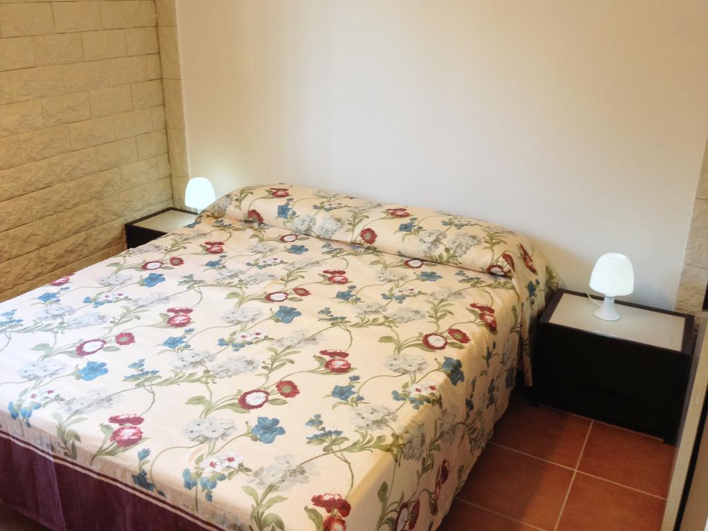 La Giara - Holiday Apartments سامبييري الغرفة الصورة