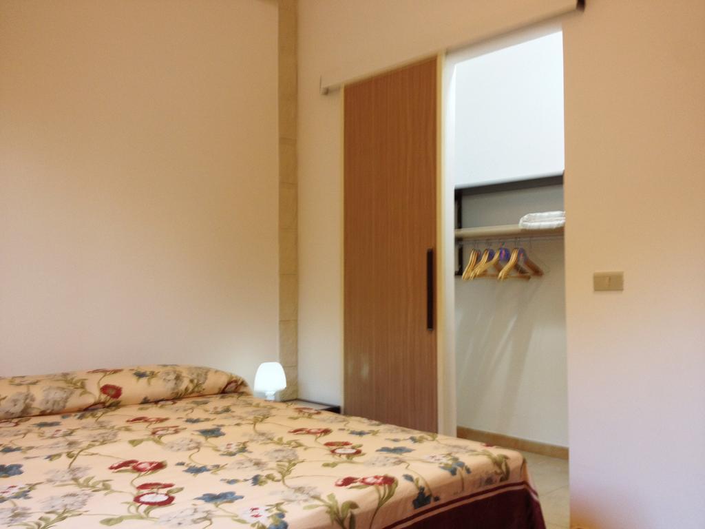 La Giara - Holiday Apartments سامبييري الغرفة الصورة